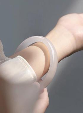 2026天然玉髓玛瑙手镯女款白月光玉镯叮当镯冰种玛瑙玉髓手镯玉石