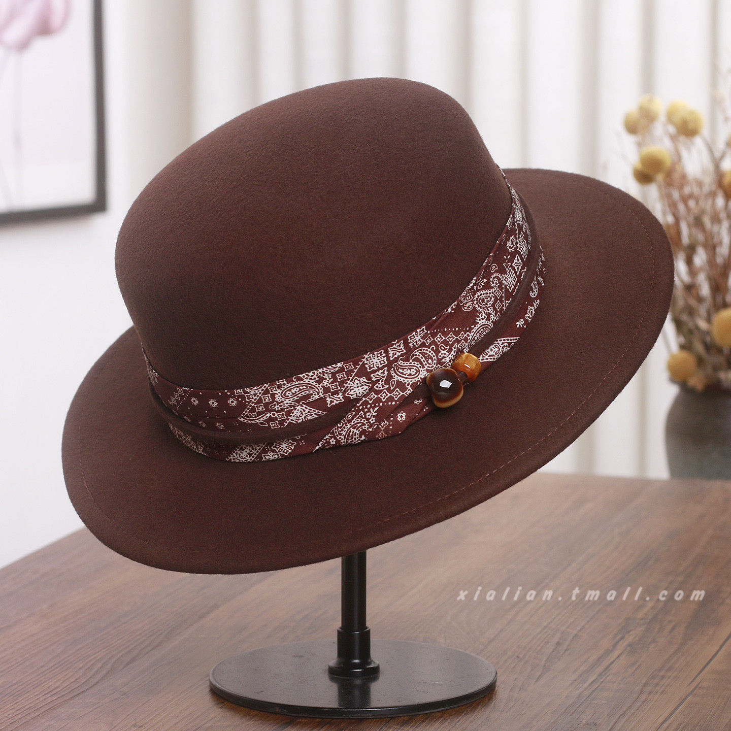 赫本风法式腰果花装饰羊毛平顶礼帽女秋冬英伦名媛复古百搭爵士帽,淘宝优惠券,粉丝福利购,淘宝优惠卷