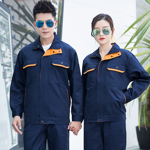 Рабочие, работающие на строительной площадке и рабочей одежде для защиты труда для мужской одежды для мужчин.