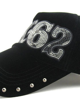 男士丝绒字母黑色铆钉加大帽子