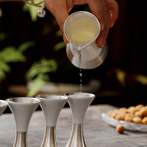 鎏银酒杯双头羊脂玉陶瓷白酒杯仿古黄烈酒杯高白瓷10ml小酒盅家用 - 图1