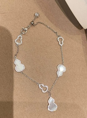 小红书爆款白月光白贝母葫芦手链2025新年福禄红玛瑙小葫芦手饰品