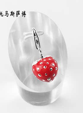 红色草莓吊坠925纯银个性精致简约女气质挂饰适配手链 托马斯萨博