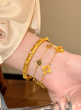 中古拉丝金色四叶草五花手链女款轻奢高级感精致设计拉丝手绳手镯