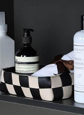 样板房间洗衣房阳台柜软装饰品卫生间香薰毛巾洗衣液卫浴套装摆件