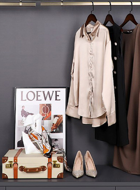 【女士衣帽间组合】样板房包衬衫长裙黑白咖橙色收纳盒帽子装饰画