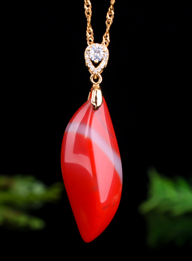 新疆和田玉随形玉坠 鸡血红玉吊坠 网红女款银镶嵌白玉挂件项链