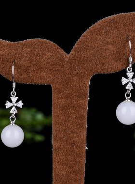 新疆和田玉白玉耳环 网红流行银镶嵌耳坠 热销白玉圆珠球耳饰品