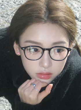 粉钻爱心耳钉女生精致高级感