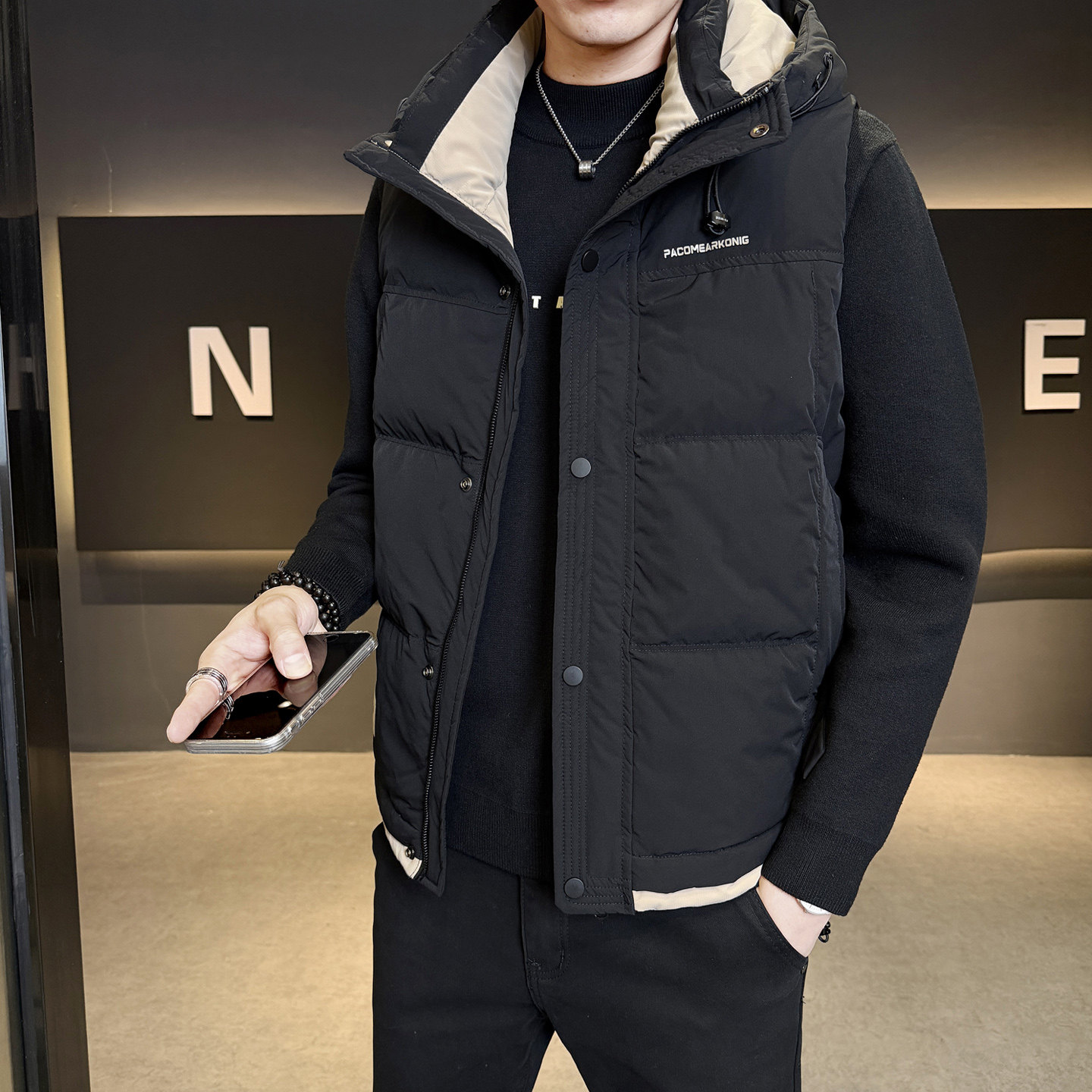 港风运动潮牌国标短款连帽羽绒马甲男秋冬外穿羽绒服马夹潮流坎肩,淘宝优惠券,粉丝福利购,淘宝优惠卷