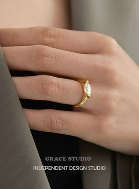 精致复古优雅马眼锆石戒指叠戴