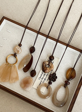 极简风几何树脂晕染吊坠长款项链女小众设计感时尚潮流百搭毛衣链