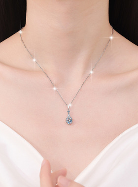 跨境新款D色1克拉莫桑石项链圣诞树时尚彩宝吊坠现货s925银锁骨链