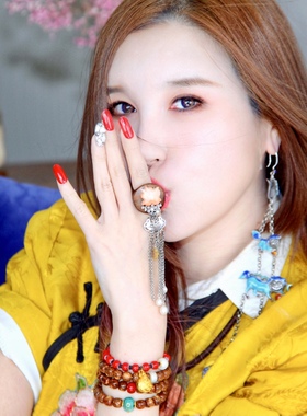 承李李原创设计风宝石流苏戒指