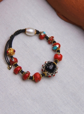 纯银镶嵌有机红宝民族风手链