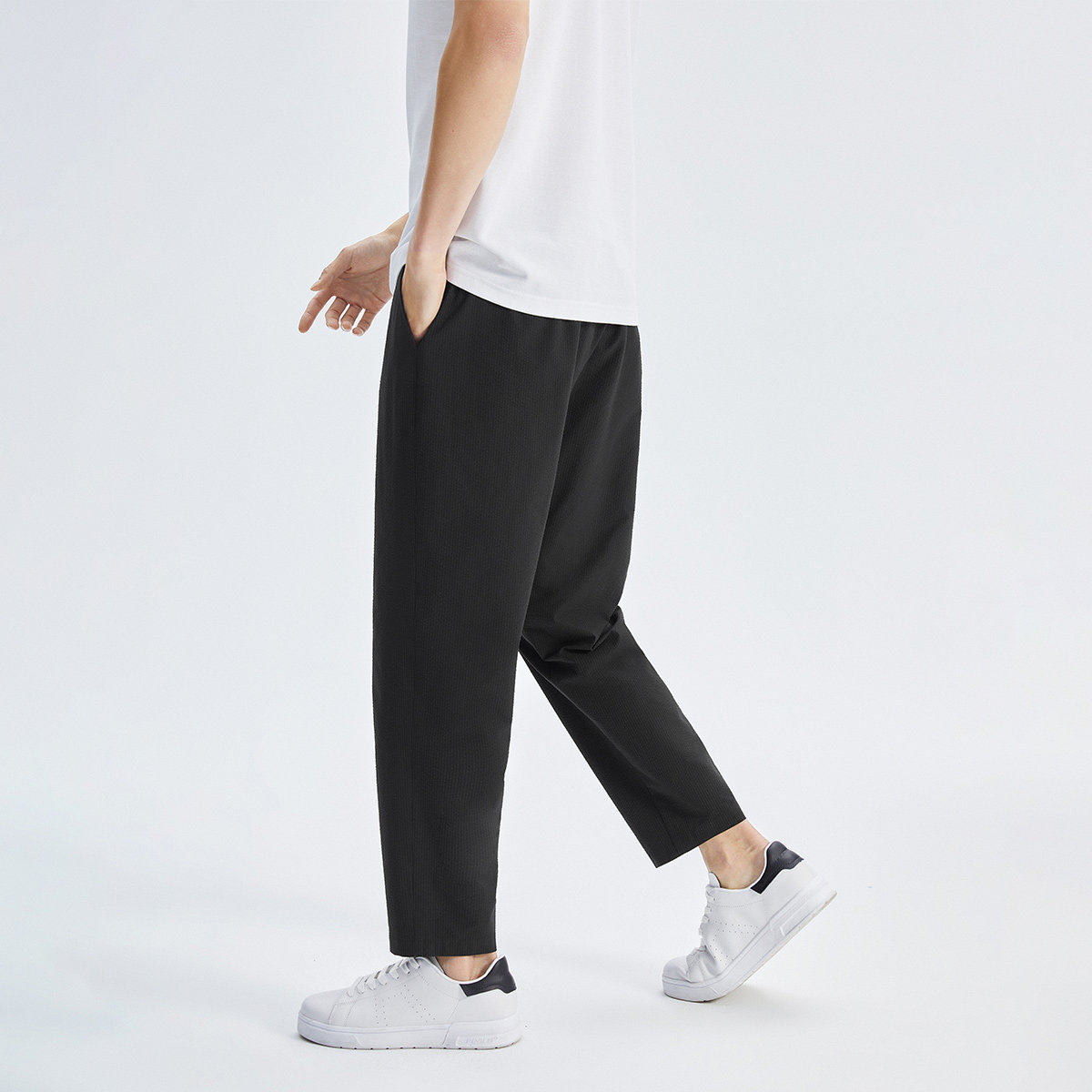 太平鸟新款泡泡纱宽松锥形裤九分裤 太平鸟男装outlets店休闲裤