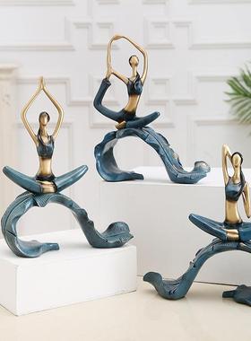 北欧瑜伽少女客厅小摆件家居装饰健身房酒柜电视柜办公桌书房饰品