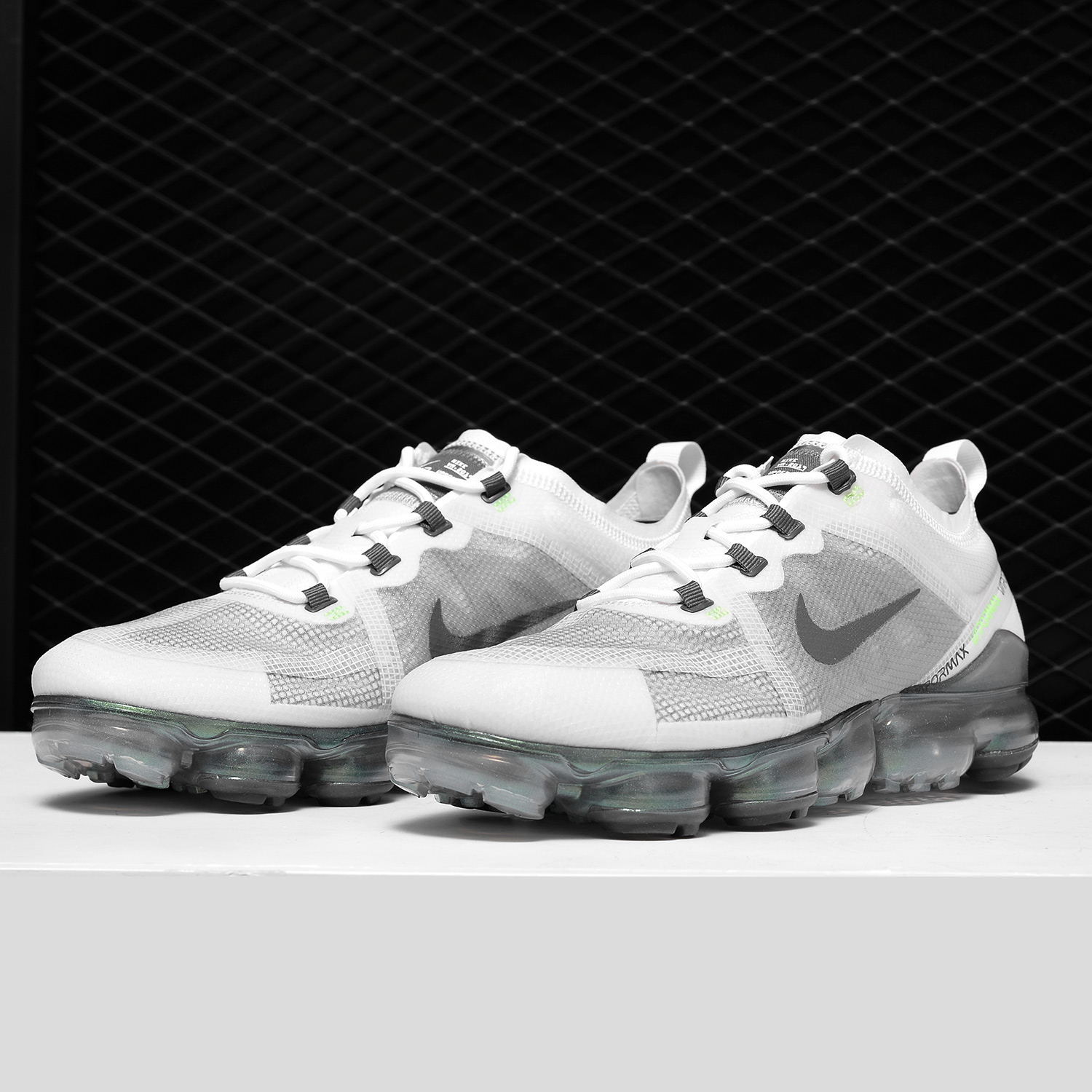 Nike/耐克正品AIR VAPORMAX  PRM男女气垫运动跑步鞋 AT6810 - 图2