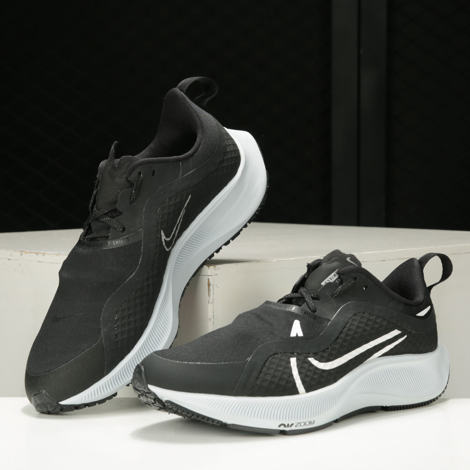 Nike/耐克正品AIR ZOOM PEGASUS 37 SHIELD男女运动跑步鞋CQ7935-图1