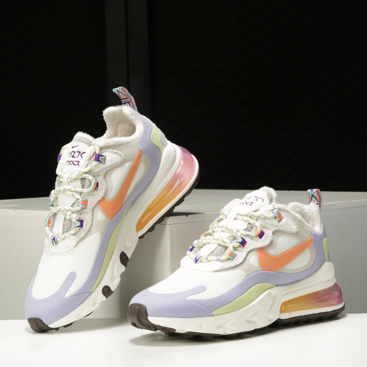 Nike/耐克正品AIR MAX 270 REACT 女子缓震气垫运动鞋 DC3276 - 图1