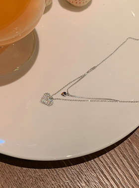 甜美小巧闪钻爱心项链女新款双层高级感小众设计轻奢锁骨链