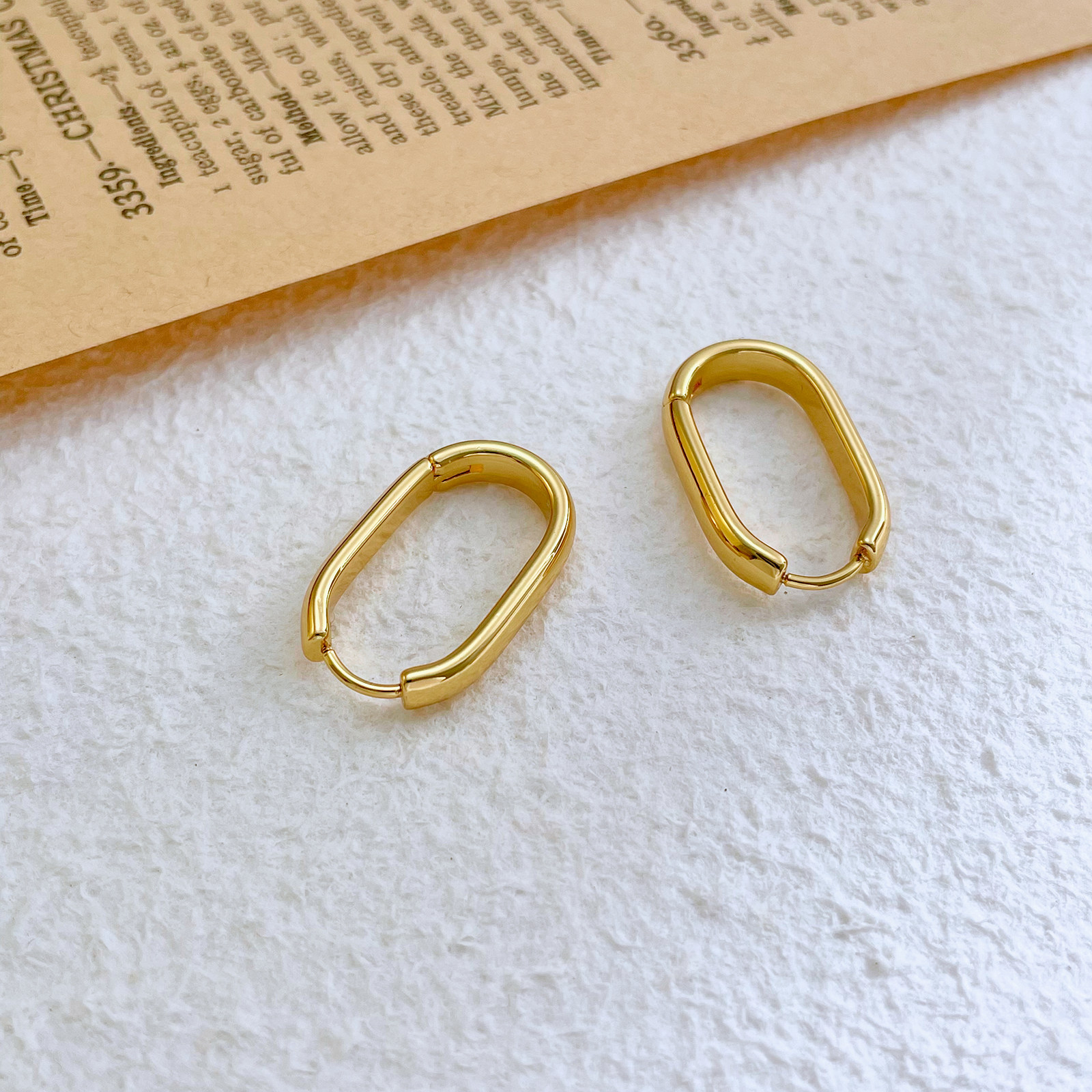 316L医用钛合金耳环女防过敏养耳洞金色椭圆耳扣时尚简约钛钢耳饰,淘宝优惠券,粉丝福利购,淘宝优惠卷