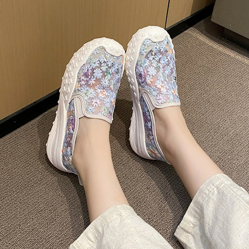老北京布鞋女2026新款夏季蕾丝透气中式国风渔夫鞋软底网鞋34小码 - 图2