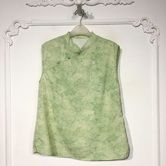 Rongyue YB001079 ຄົນອັບເດດ: ລະດັບຊາດໃຫມ່ tops ຈີນຍີ່ຫໍ້ເຄື່ອງນຸ່ງຫົ່ມຂອງແມ່ຍິງສ່ວນຫຼຸດ