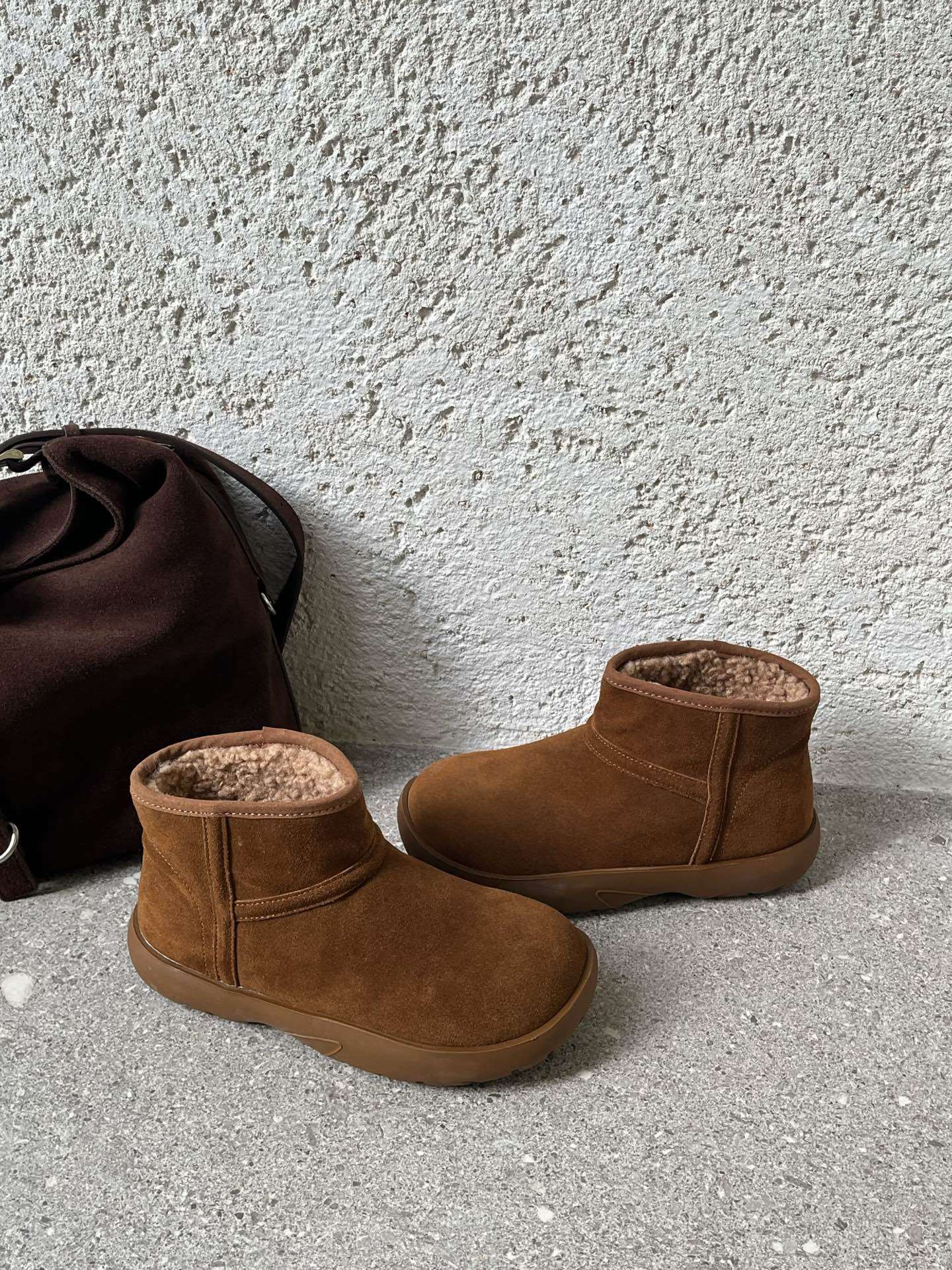 显腿长矮帮款~陌尼斯/MONIZ 2025新款冬真皮复古休闲百搭雪地靴女,淘宝优惠券,粉丝福利购,淘宝优惠卷