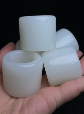 古玩旧藏宫廷御用精品刺绣收藏盒内珍藏玉扳指收藏品