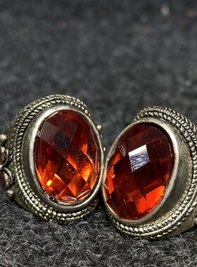 古玩收藏精工刚玉宝石盒装方戒托宫藏老货戒指收藏品