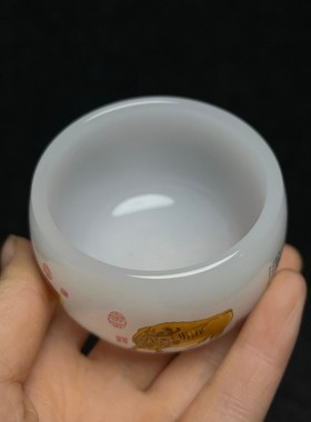 古玩旧藏宫廷御赐精品收藏盒内珍藏古法琉璃手绘五牛图茶盅