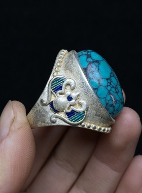 古玩旧藏大清乾隆御制漆器收藏盒内珍藏老藏银景泰蓝镶嵌松石戒指