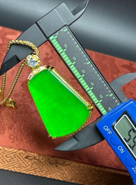 缅甸翡翠色冰种满绿阳绿无事牌吊坠玉吊坠男女款镶嵌银镶嵌