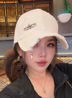 L21女加大加宽加深夏季立体字母刺绣破洞鸭舌帽遮阳显脸小棒球帽