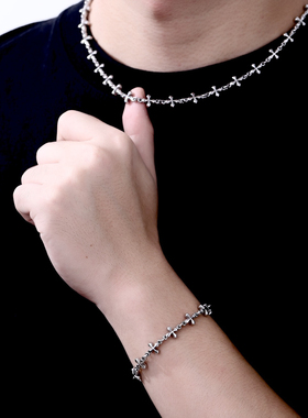 四叶草项链男女小众高级感嘻哈钛钢不掉色穿搭中性百搭