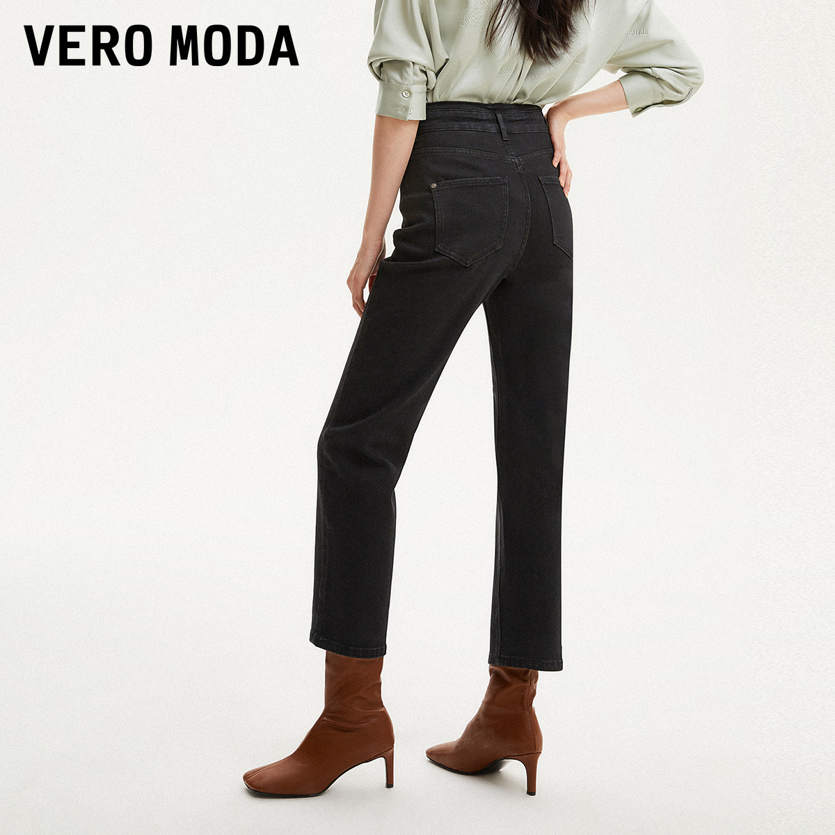 VeroModa女子修身版型牛仔裤