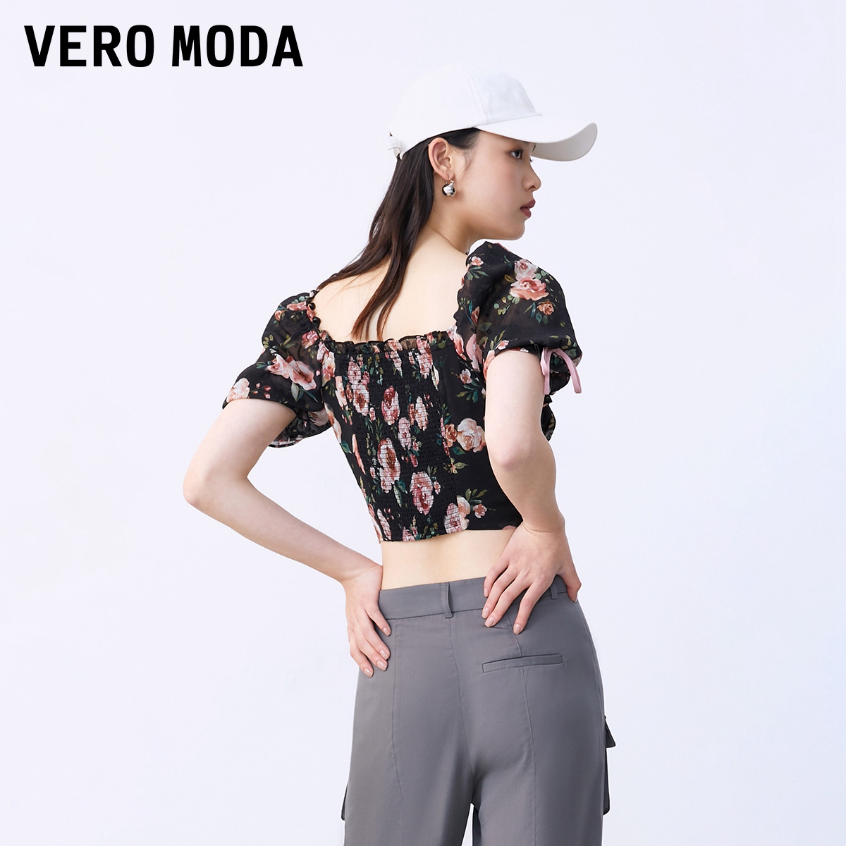 Vero Moda上衣2023秋冬新款甜美可爱少女碎花方领抽绳短袖女 - 图1