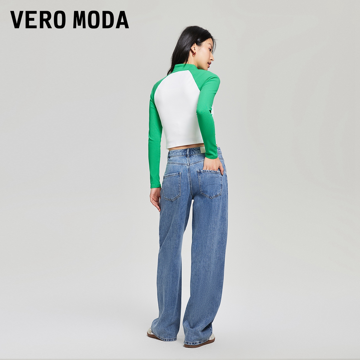 【新】Vero Moda上衣女24春新休闲H版型印花立领拼色插肩袖短外套 - 图1