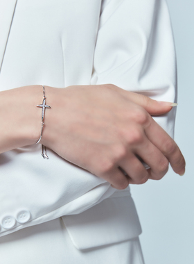 horm1镶钻十字架手链蔡少芬18k