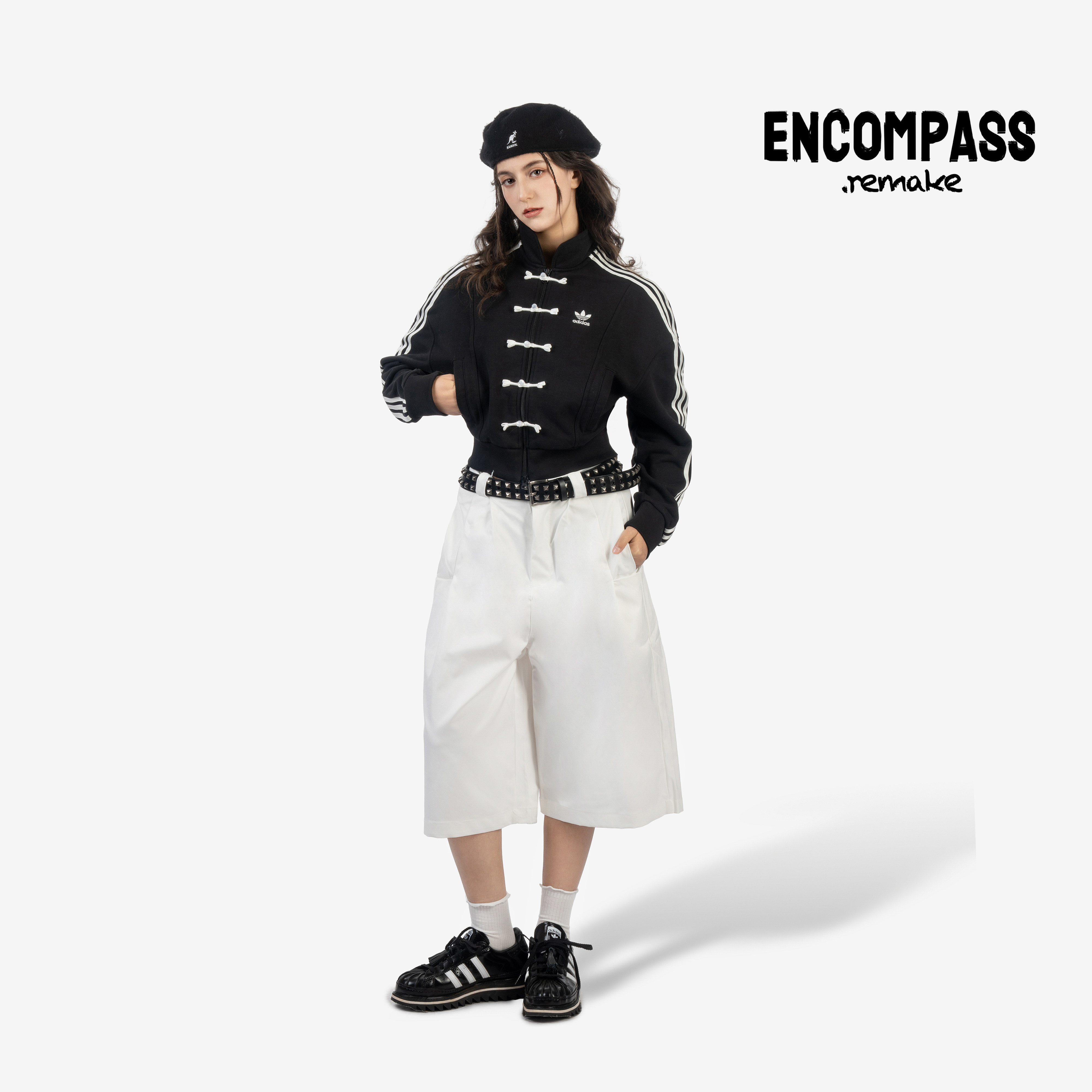 Adidas/三叶草 Remake 新中式盘扣黑白 高腰短款外套女 ENCOMPASS,淘宝优惠券,粉丝福利购,淘宝优惠卷