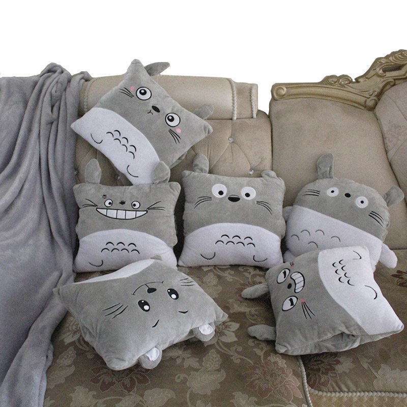 龙猫抱枕被子两用靠枕折叠毯珊瑚绒汽车内用办公室午睡枕头三合一,淘宝优惠券,粉丝福利购,淘宝优惠卷