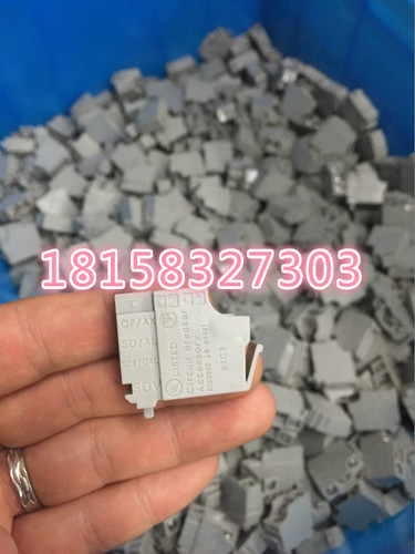 匹配施耐德29450辅助OF EZS EZD NSE CVS NS NSX 报警 SD SDE SDV - 图2