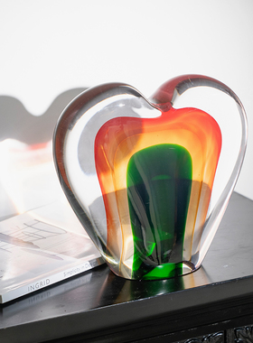 柏梵轻奢艺术之心琉璃摆件