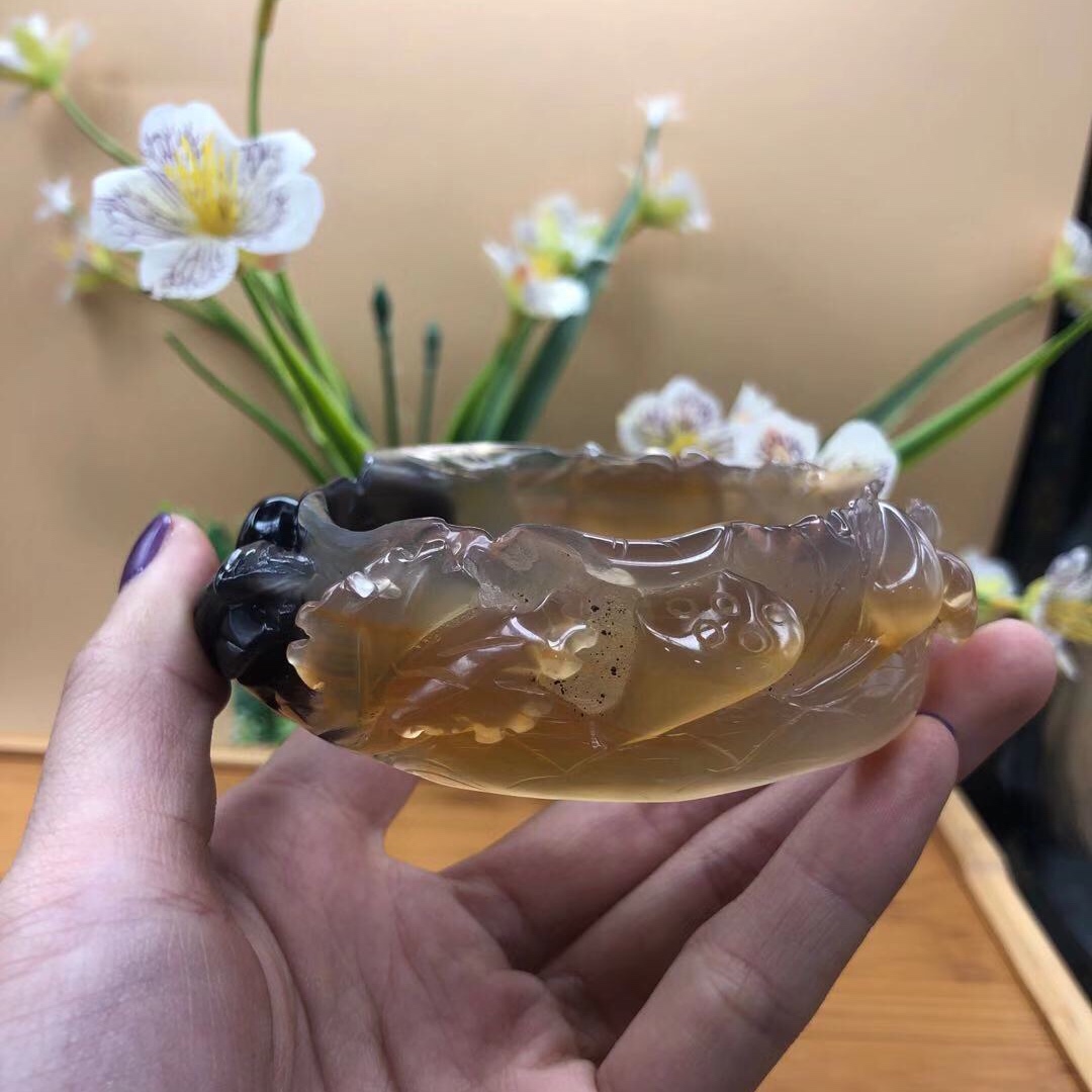 天然玛瑙玉髓手镯直播间专拍 天然玛瑙玉髓手镯直播间专拍