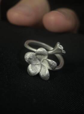 S925纯银新中式银色拉丝花朵戒指