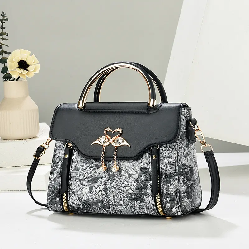 女包包2025新款时尚简约百搭撞色高级感洋气小方包手提单肩斜挎包,淘宝优惠券,粉丝福利购,淘宝优惠卷