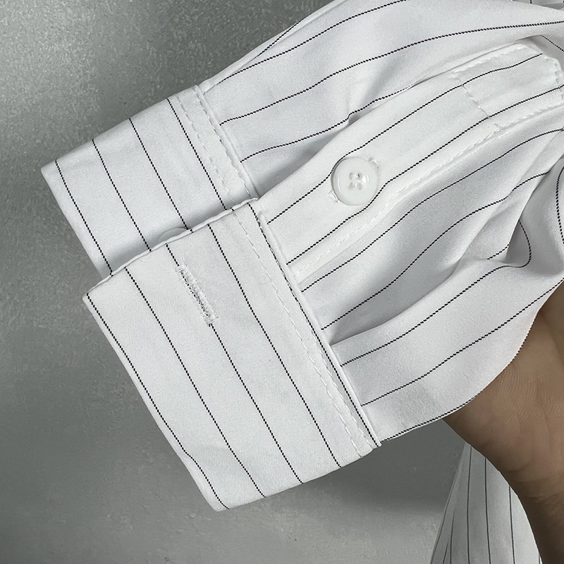 白色竖条纹衬衣男长袖设计感小众职业衬衫免烫修身打底衫垂感上衣-图1