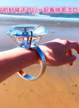 大钻戒道具超大玩具水晶仿真假钻石戒指夸张超级巨大模型求婚搞怪