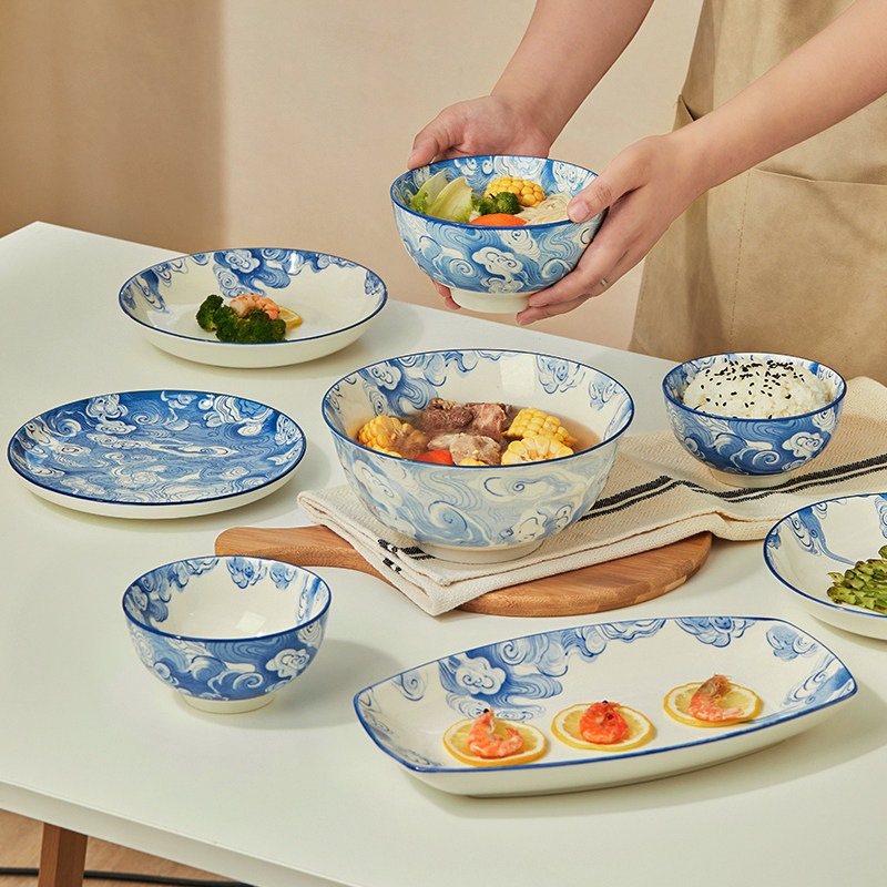原创中式青花陶瓷盘子菜盘家用高级感碟子创意圆盘深盘餐具云纹_虎窝淘